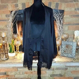 Kilo Bravo Satin Lace Short Black Robe NWT